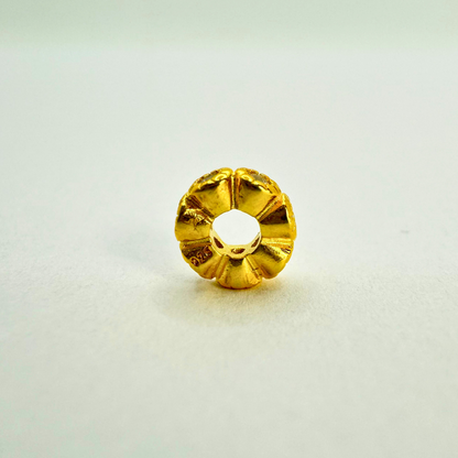Perles en argent incrustées de pierres